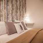 Bed&Books Art Hotel